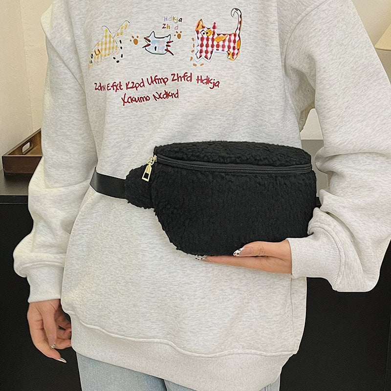 Cozy Lamb Wool Crossbody – Stylish Shoulder Bag for Women