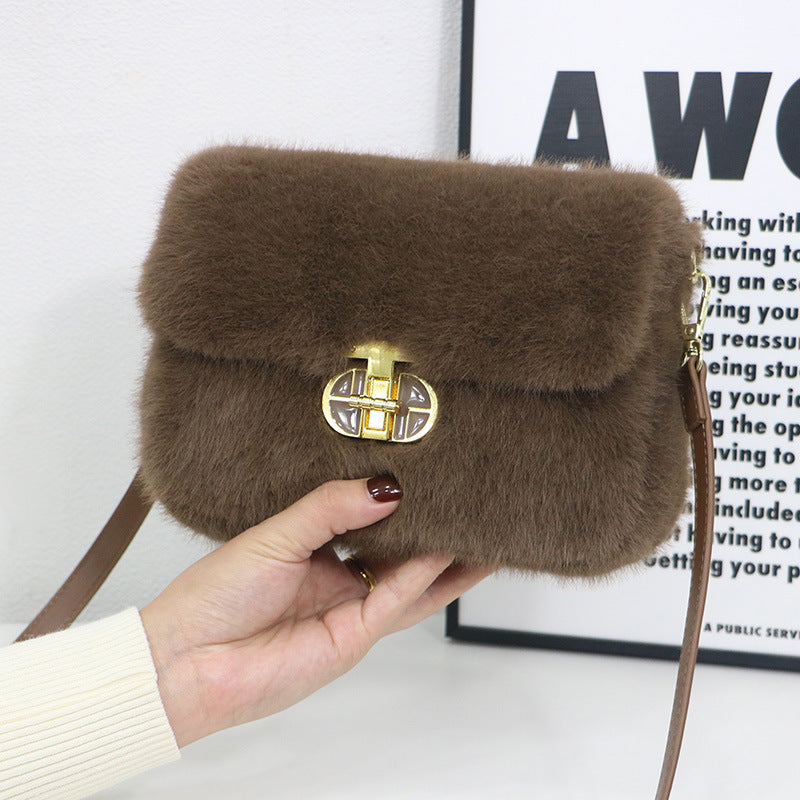 Cozy Plush Crossbody Bag – Stylish Autumn/Winter Women’s Accessory