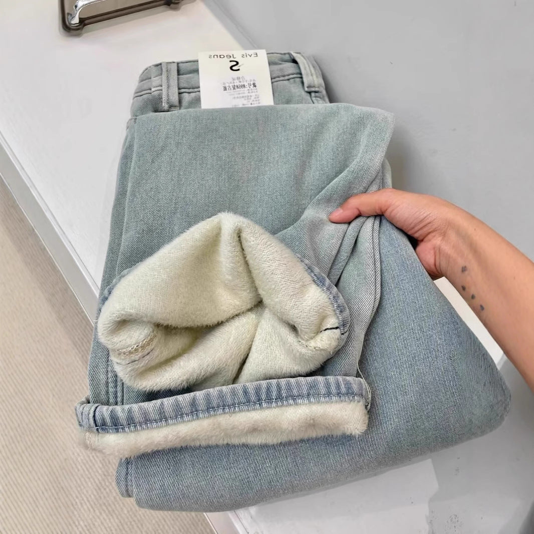 Cozy Fleece-Lined Straight Jeans – Stay Warm in Style