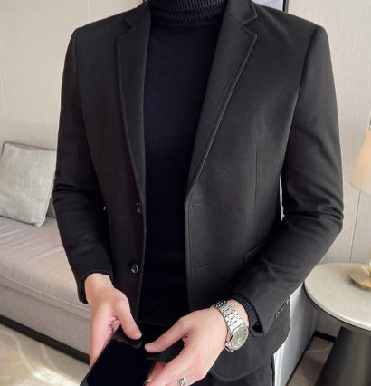 Stylish Woolen Coat Perfect for Cool Weather Outfits