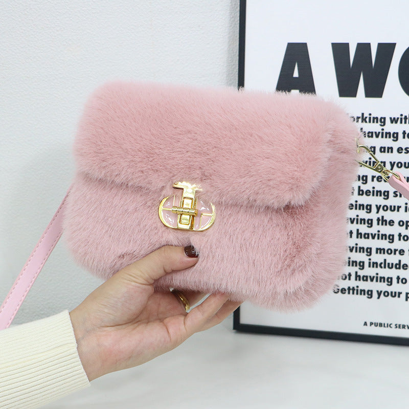 Cozy Plush Crossbody Bag – Stylish Autumn/Winter Women’s Accessory