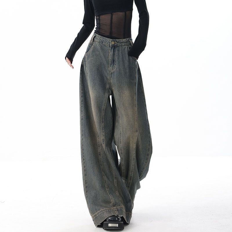 Loose Fit Women’s Jeans – Comfortable, Chic, and Versatile