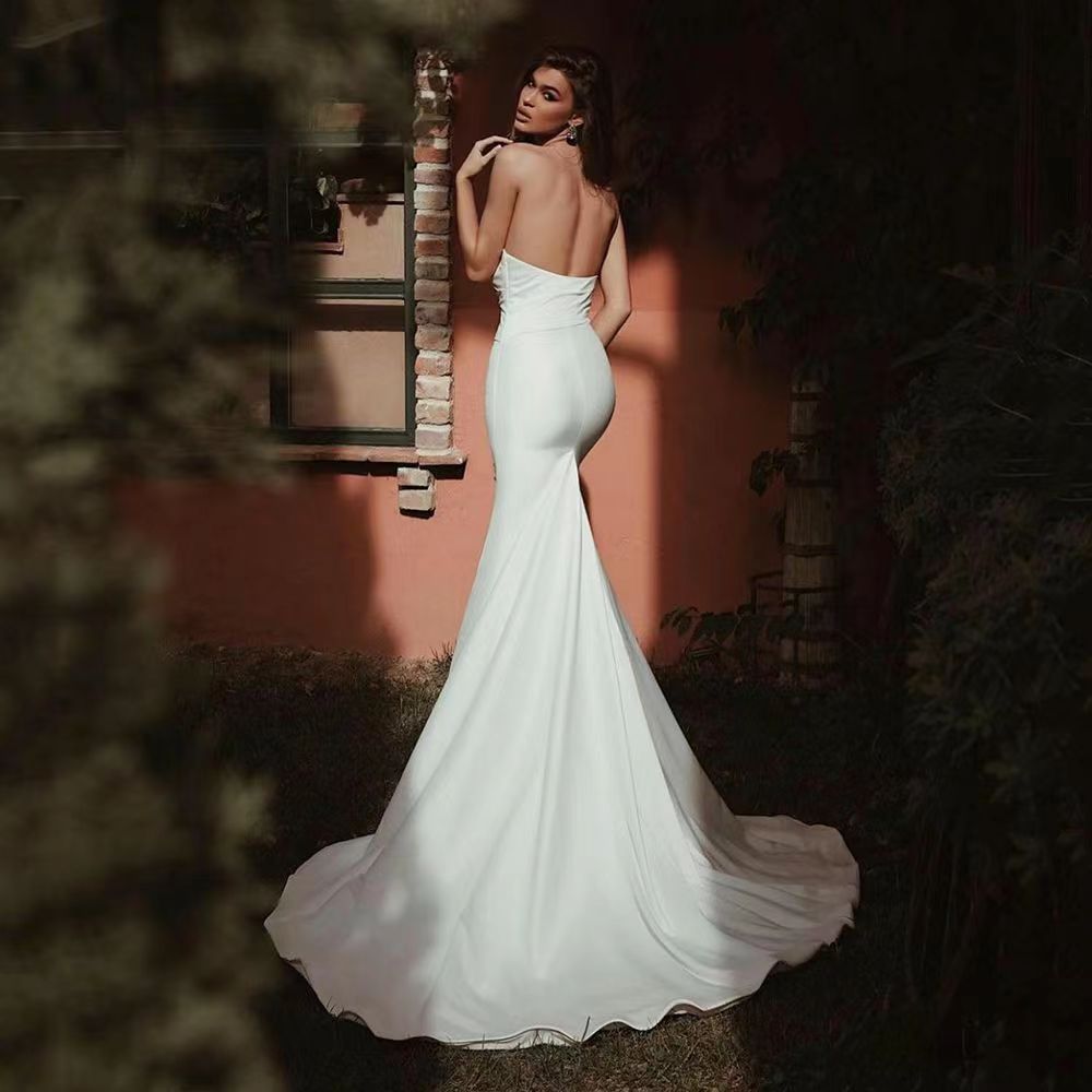 Stylish Tube Top Dress for Glamorous Evening Events