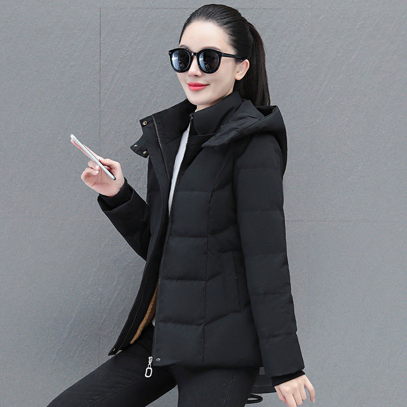 Cozy Chic – Women’s Short Thick Down Winter Jacket
