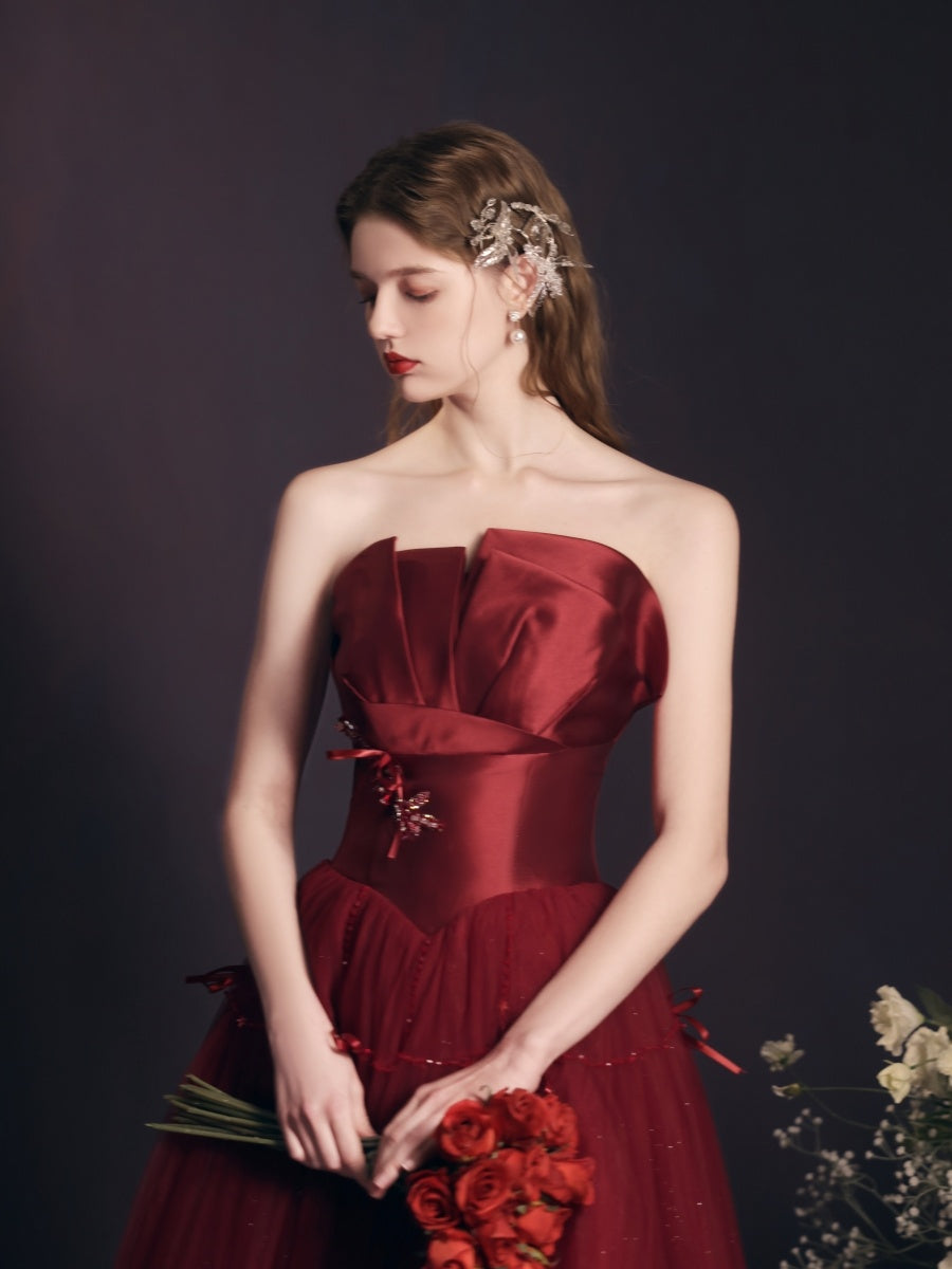 Stylish Red Evening Dress Perfect for Special Nights