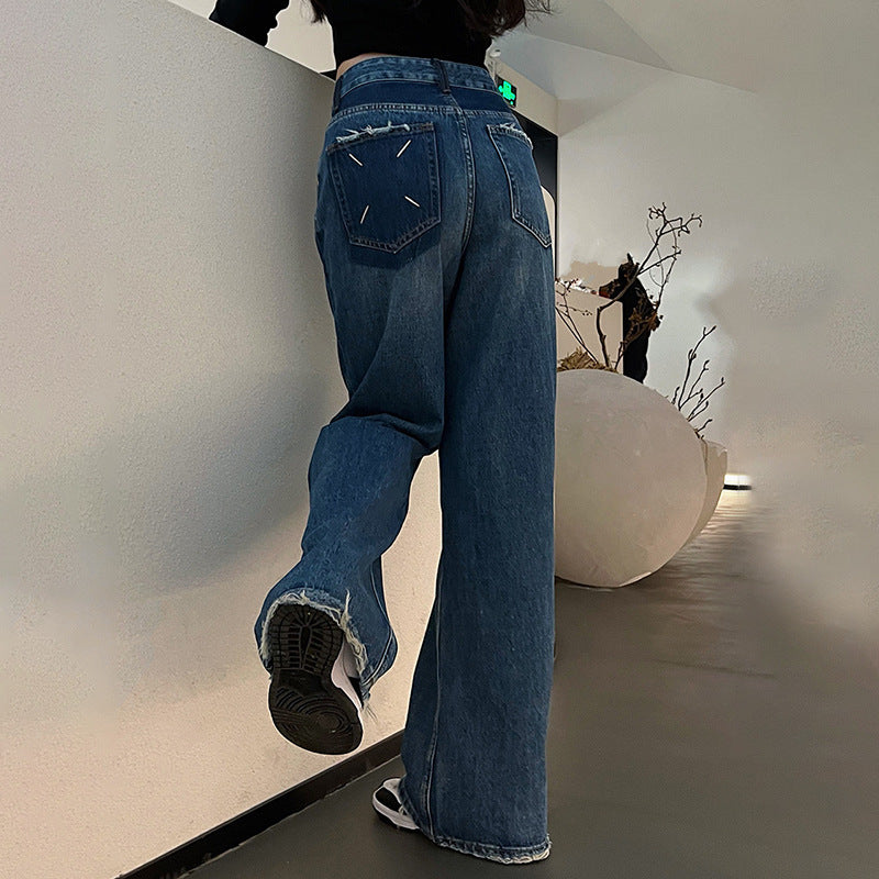 Loose Fit Women’s Jeans – Comfortable, Chic, and Versatile