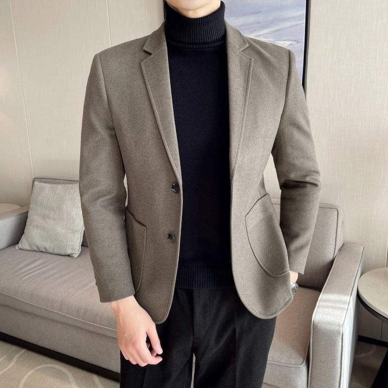 Stylish Woolen Coat Perfect for Cool Weather Outfits