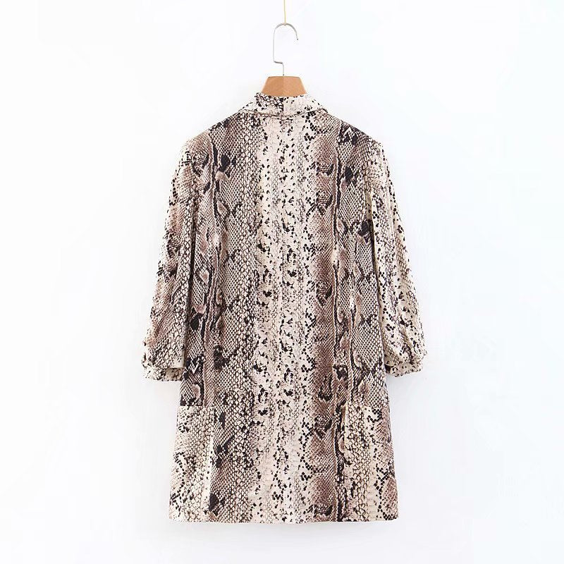 Snake Print Blazer ទាន់សម័យ - លេចធ្លោដោយទំនុកចិត្ត