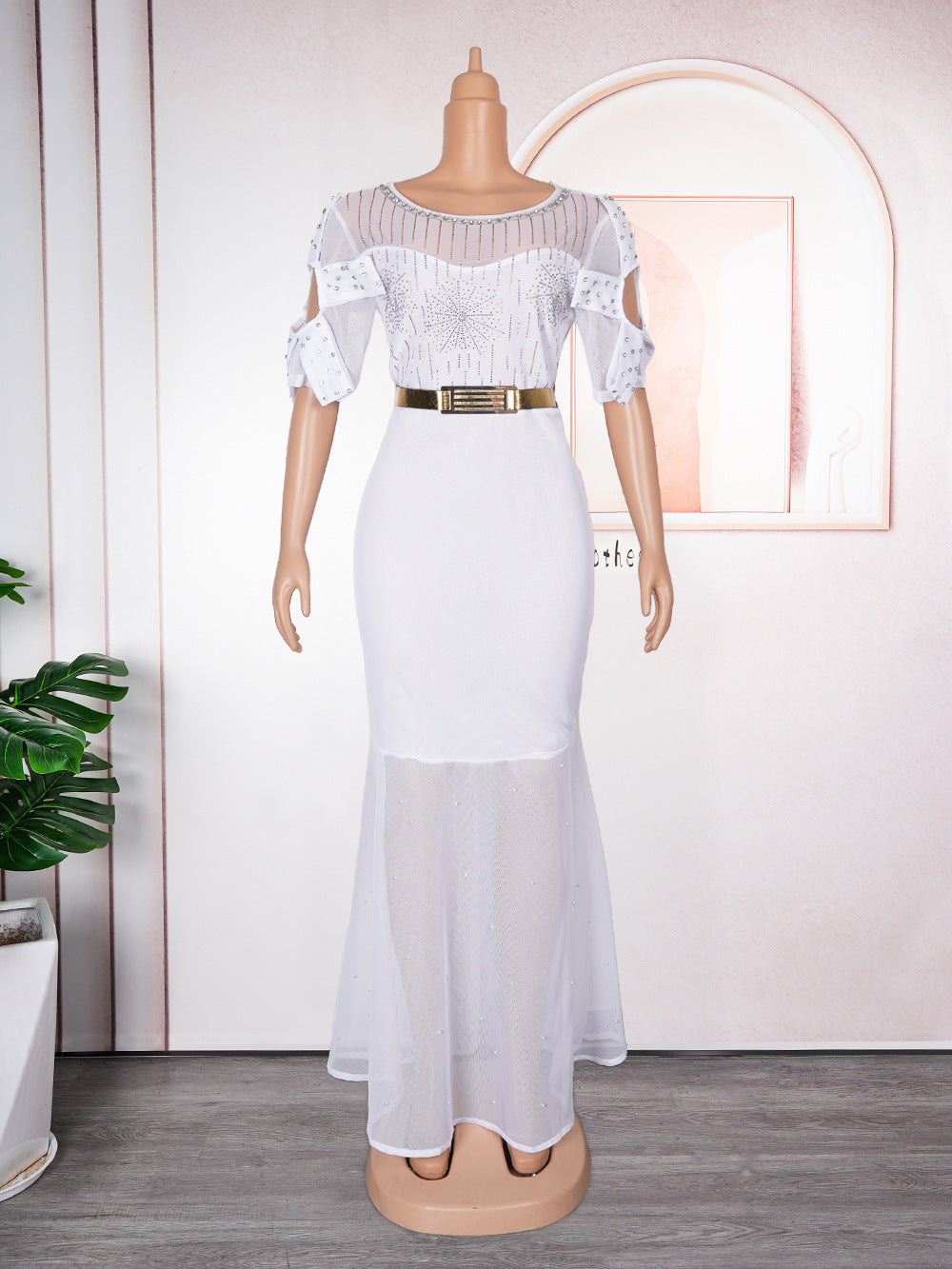 Elegant Embroidered Night Gown for Banquet Events
